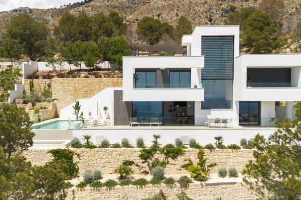 4 bed villa in Altea