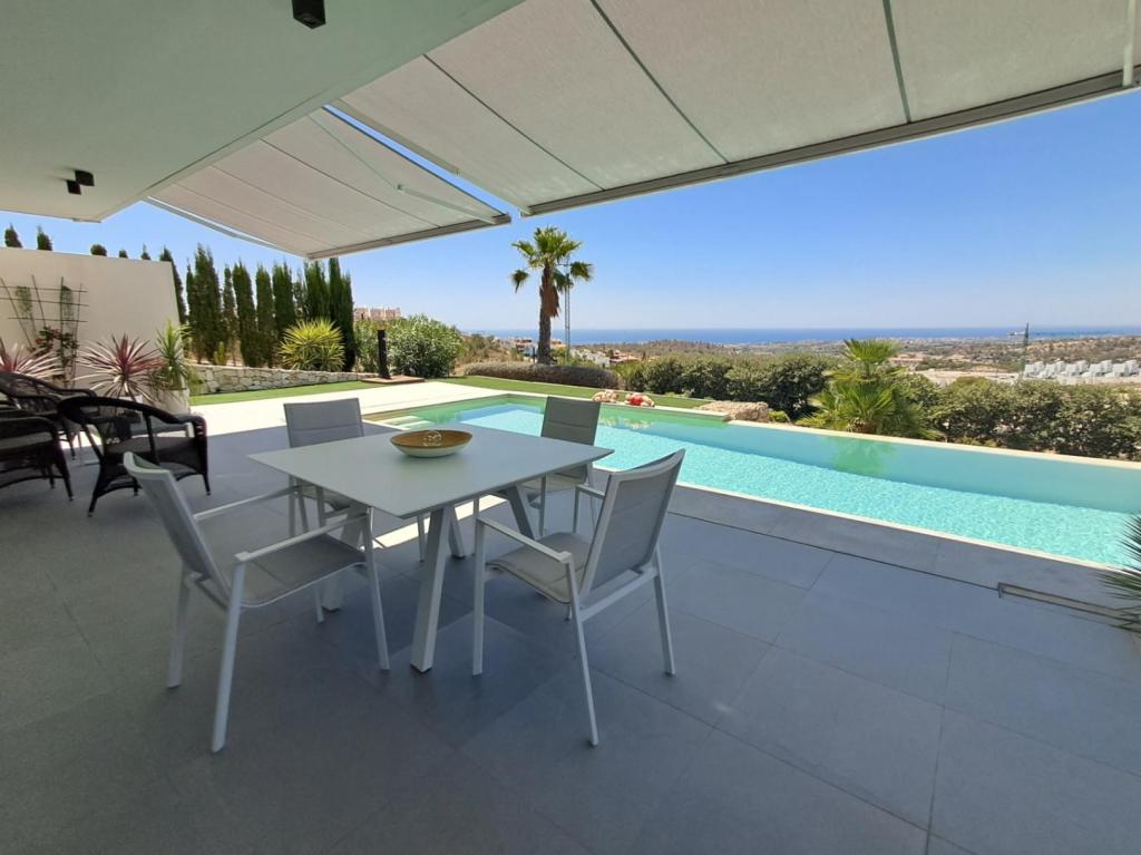 3 bed villa in Finestrat