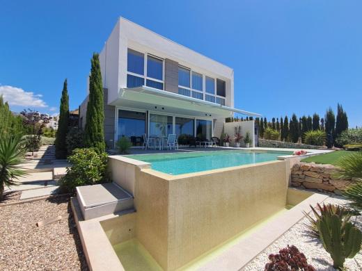 3 bed villa in Finestrat