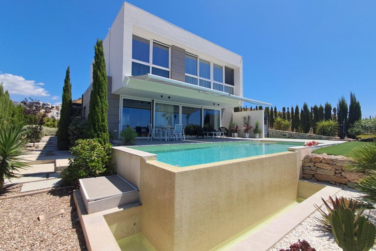 3 bed villa in Finestrat