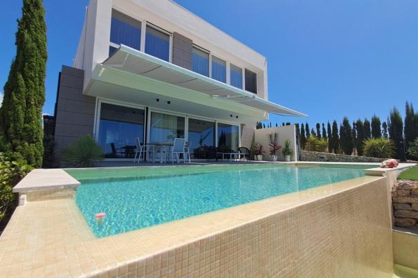 3 bed villa in Finestrat