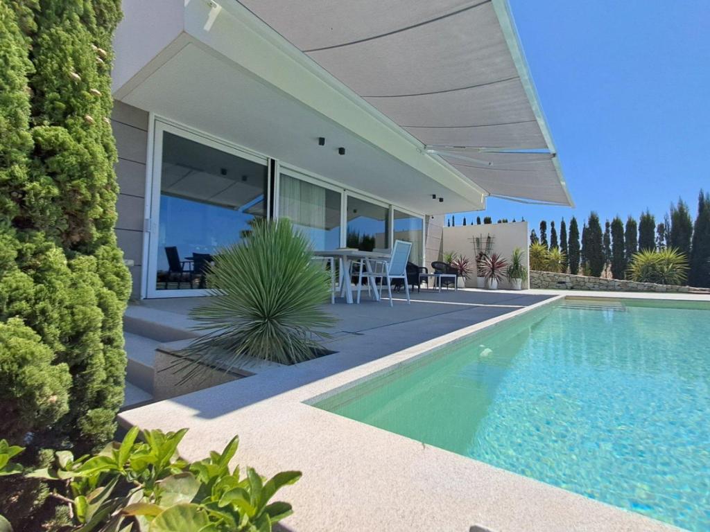 3 bed villa in Finestrat