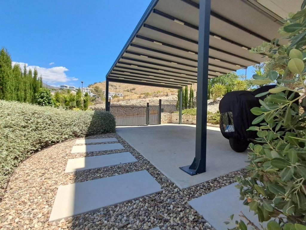 3 bed villa in Finestrat