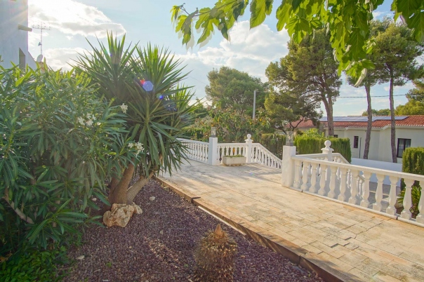 6 bed villa in Denia