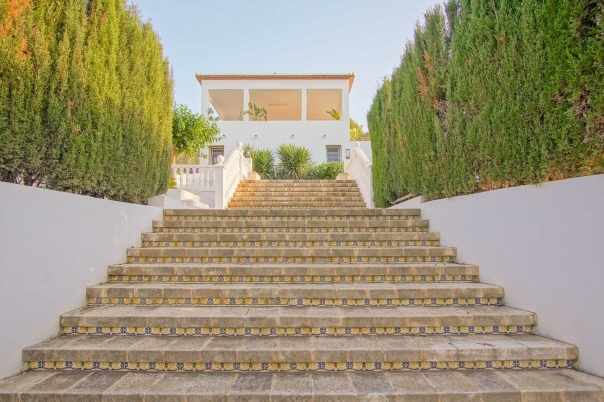 6 bed villa in Denia