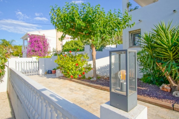6 bed villa in Denia