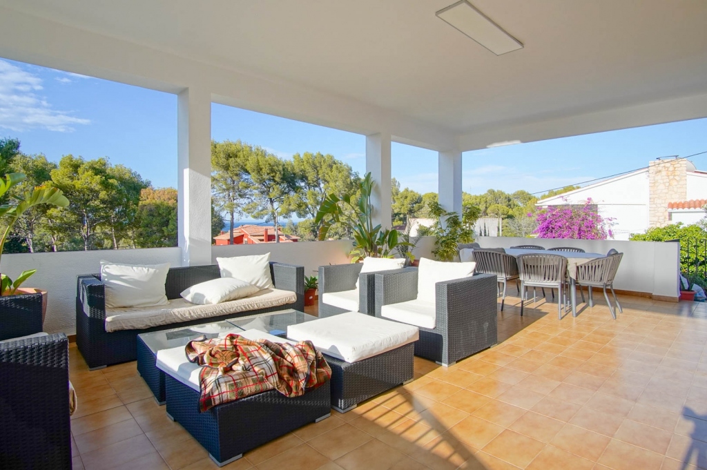 6 bed villa in Denia