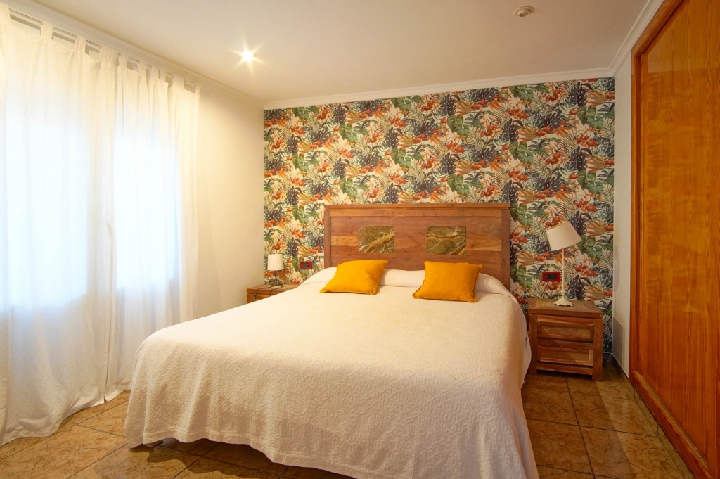 6 bed villa in Denia