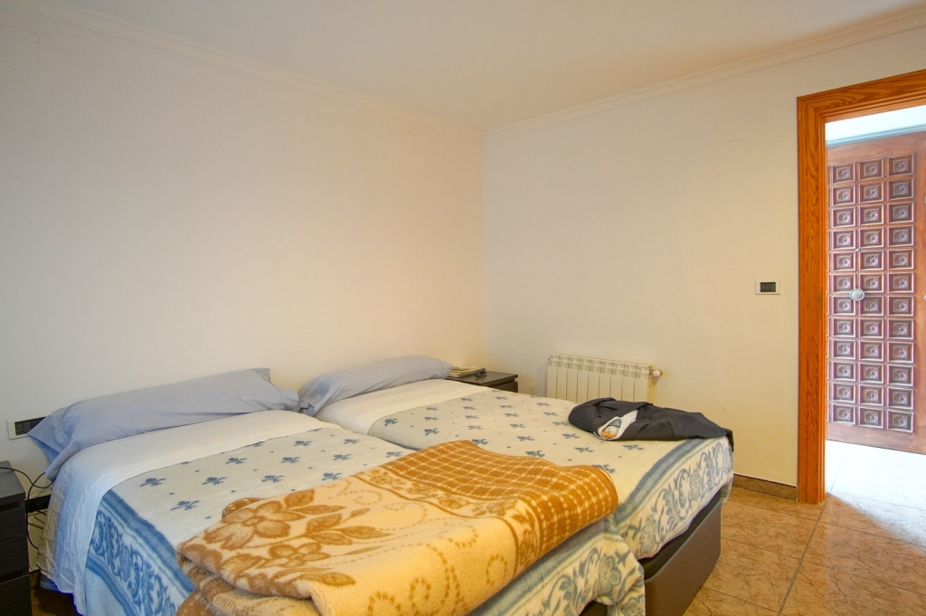 6 bed villa in Denia