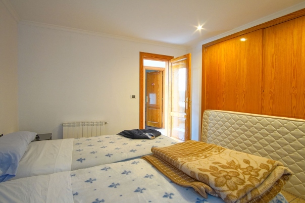 6 bed villa in Denia