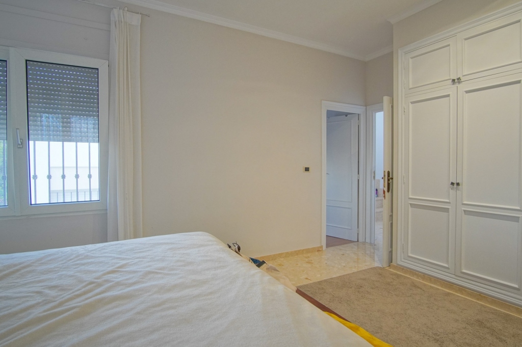 6 bed villa in Denia