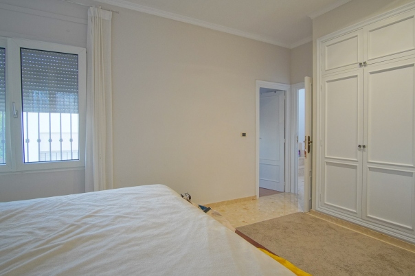 6 bed villa in Denia