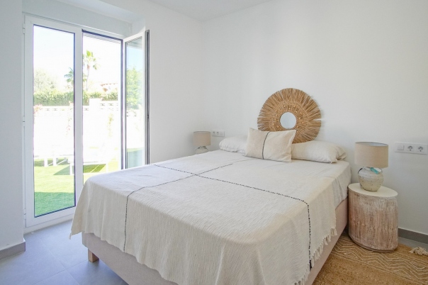 2 bed apartment in Denia