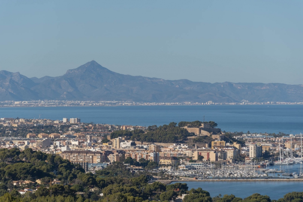 2 bed apartment in Denia
