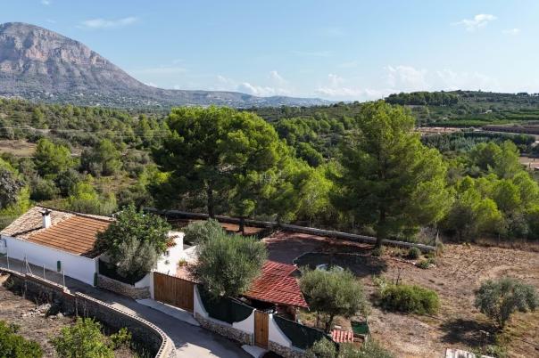 2 bed villa in Gata de Gorgos