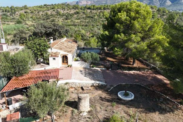 2 bed villa in Gata de Gorgos