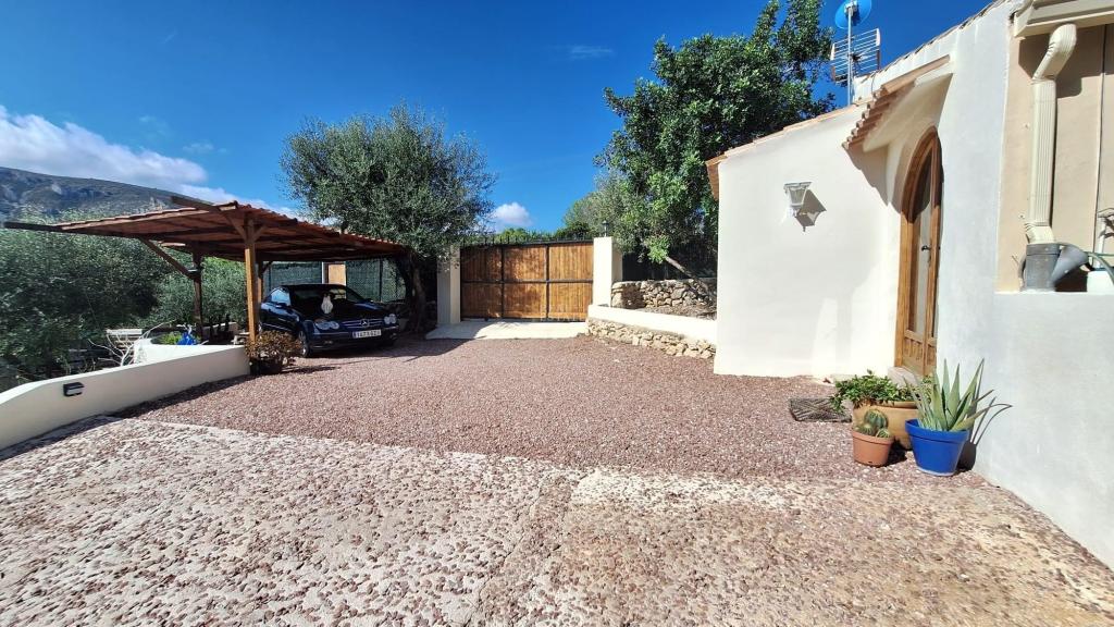 2 bed villa in Gata de Gorgos
