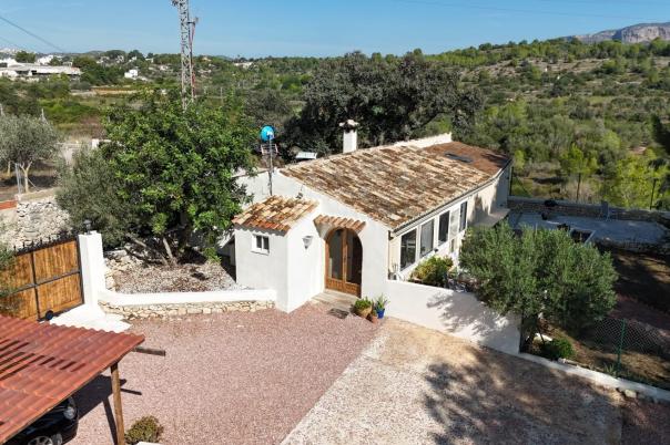 2 bed villa in Gata de Gorgos