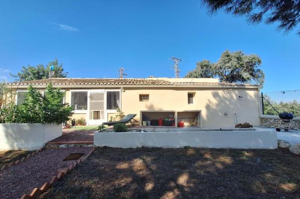 2 bed villa in Gata de Gorgos