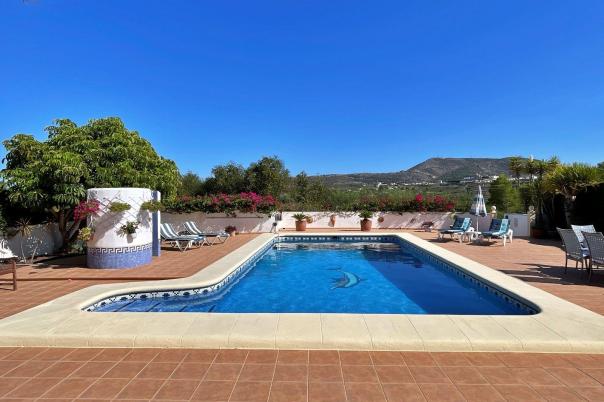 2 bed villa in Benitachell