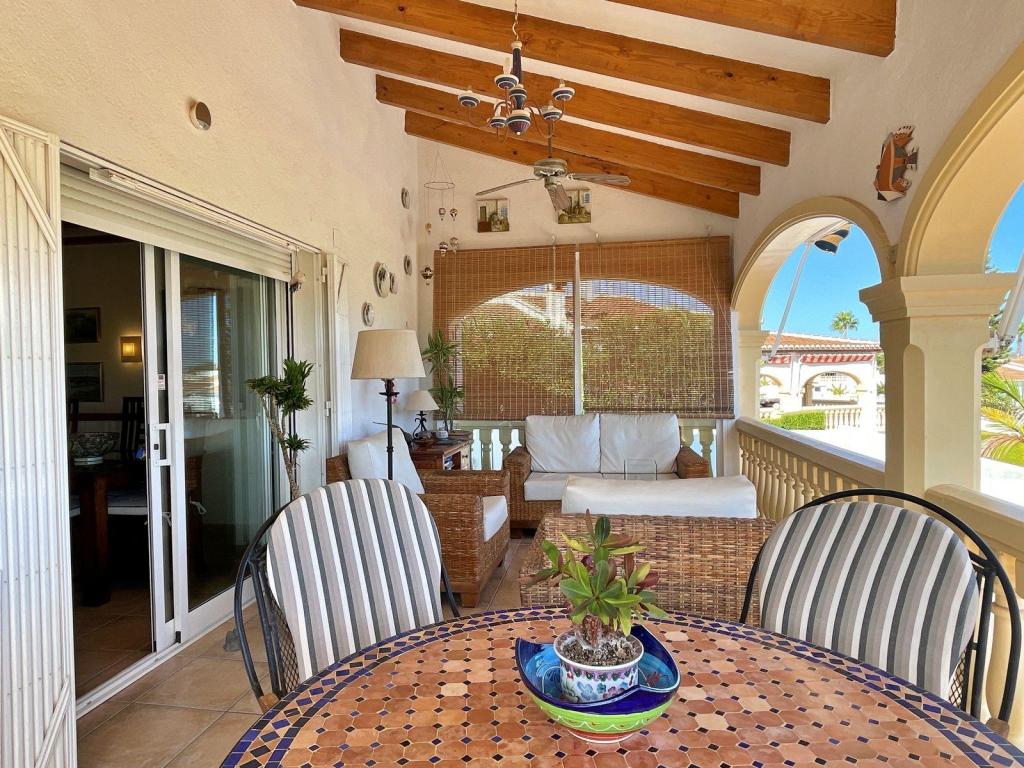 2 bed villa in Benitachell