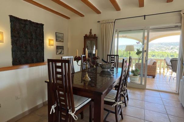 2 bed villa in Benitachell