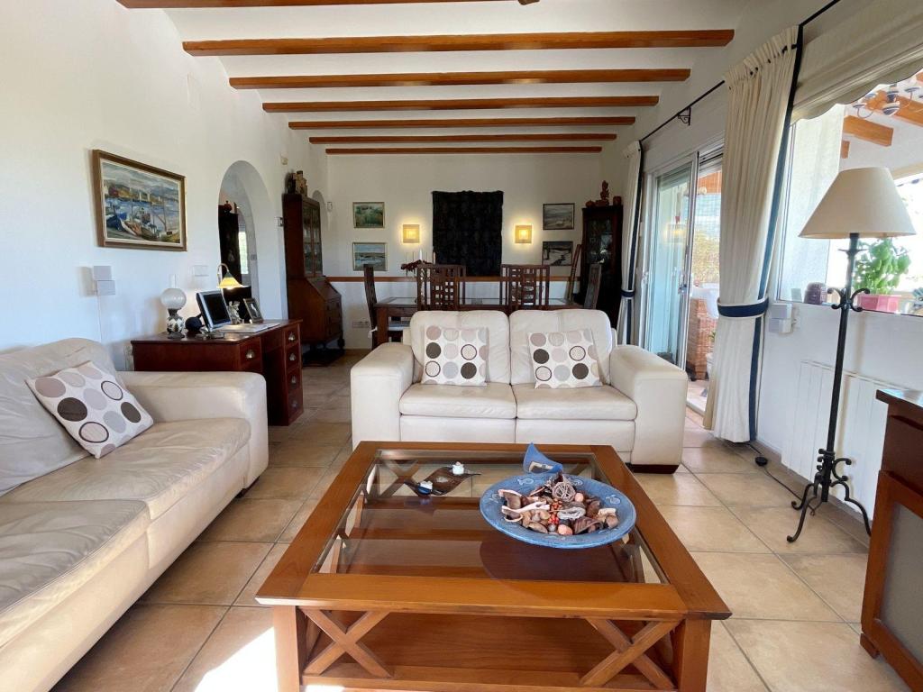 2 bed villa in Benitachell