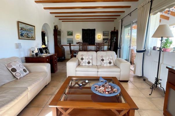 2 bed villa in Benitachell