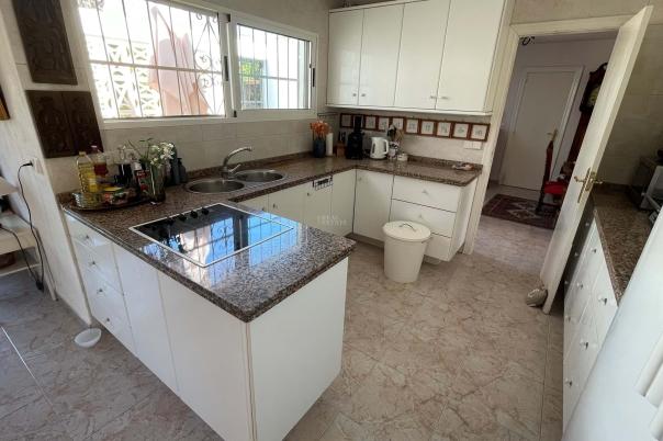 5 bed detached house in Nucia (la)