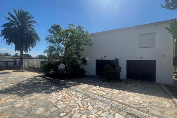 5 bed detached house in Nucia (la)