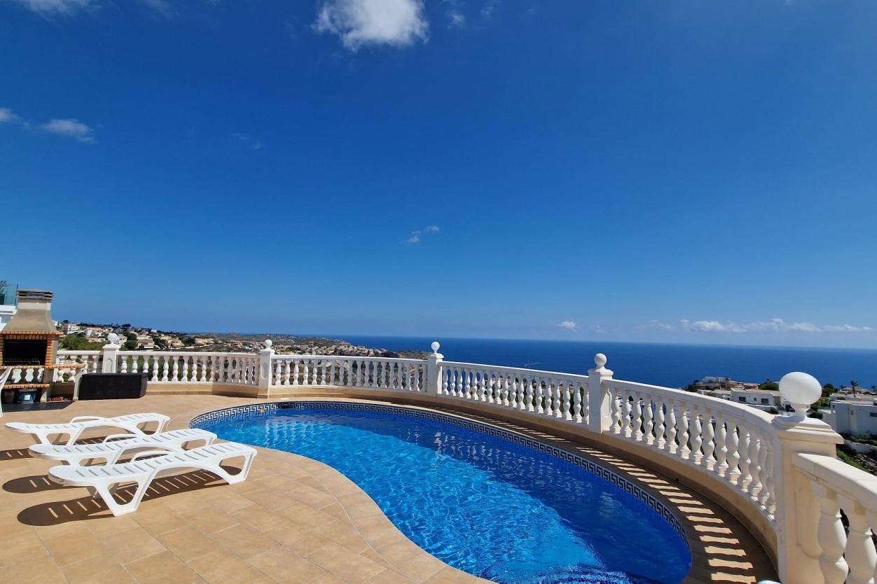 5 bed villas in Benitachell / El Poble Nou de Benitatxell