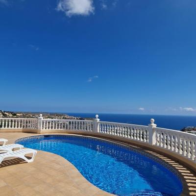5 bed villas in Benitachell