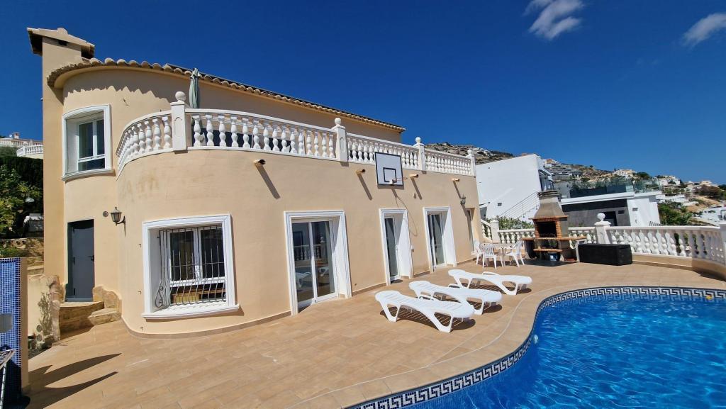 5 bed villas in Benitachell / El Poble Nou de Benitatxell