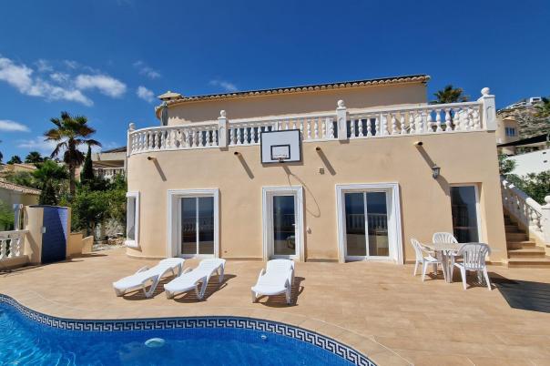 5 bed villas in Benitachell / El Poble Nou de Benitatxell