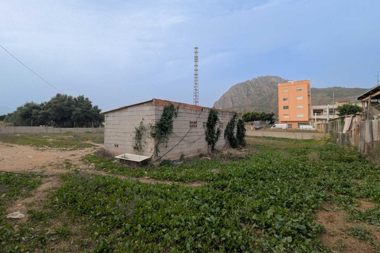plot in El Verger