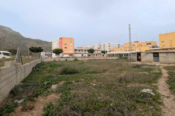 plot in El Verger