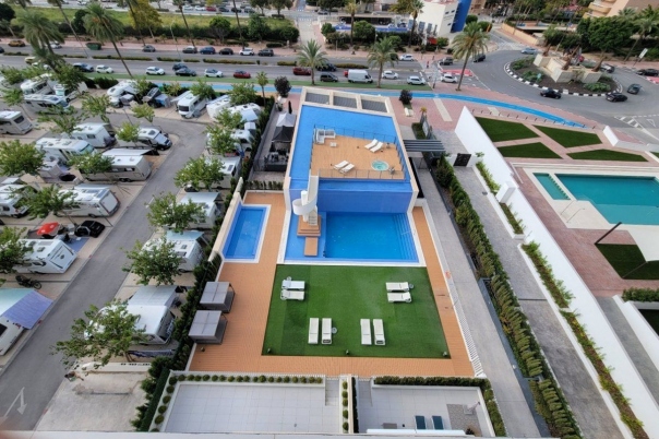 2 bed apartamento in Calpe / Calp