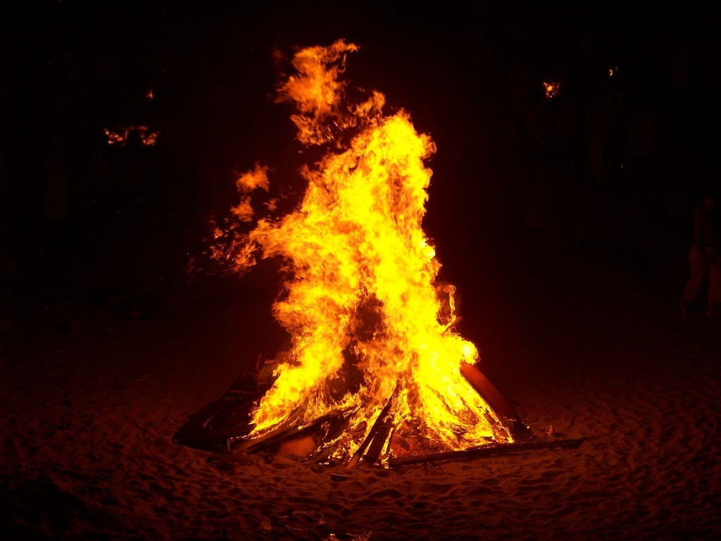 Fiestas in Calpe: "Hogueres San Juan" (June 2025)