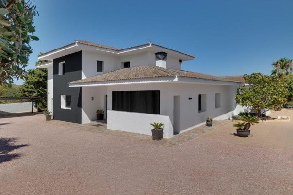 6 bed casa / chalet in Calpe / Calp