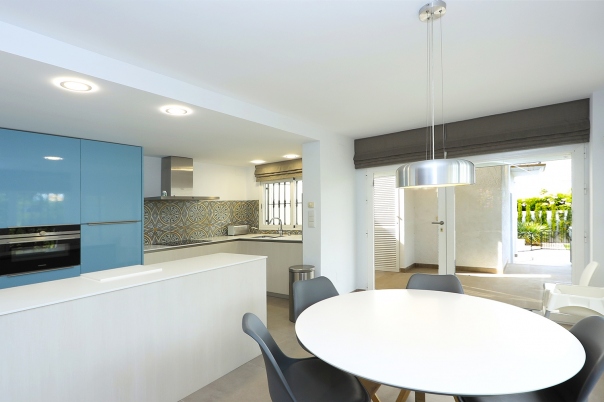 6 bed villa in Albir