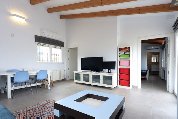 6 bed villa in Albir