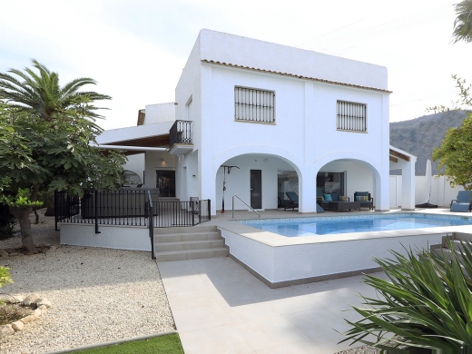 6 bed villa in Albir
