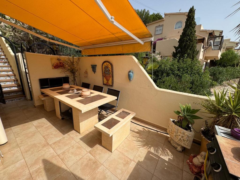 2 bed apartment in Teulada