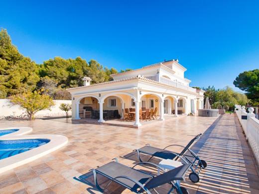 5 bed villas in Moraira