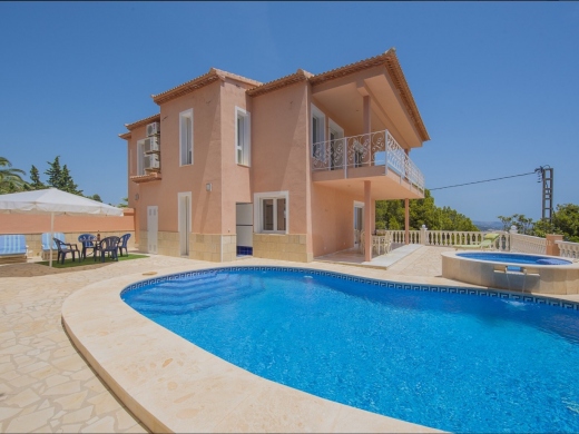 3 bed villa in Calp 3 bed villa in Calp