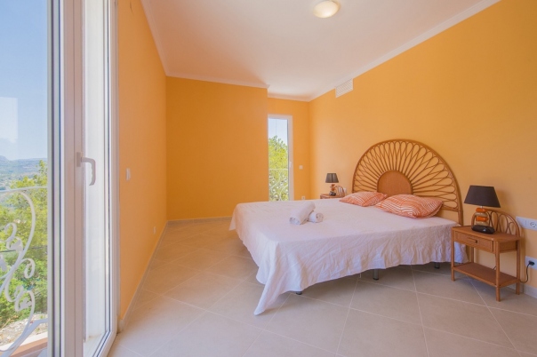 3 bed villa in Calp