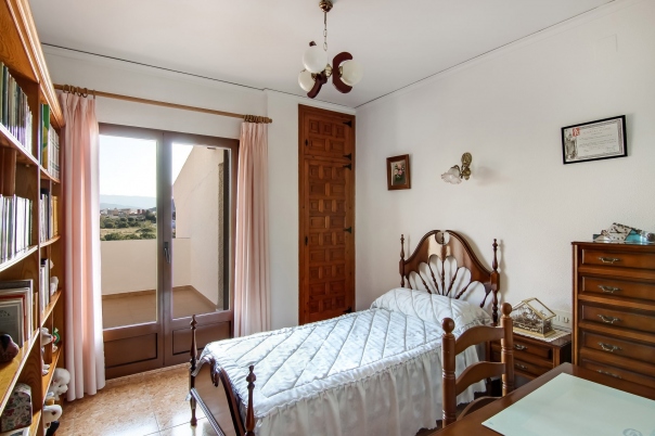 6 bed villa in Denia