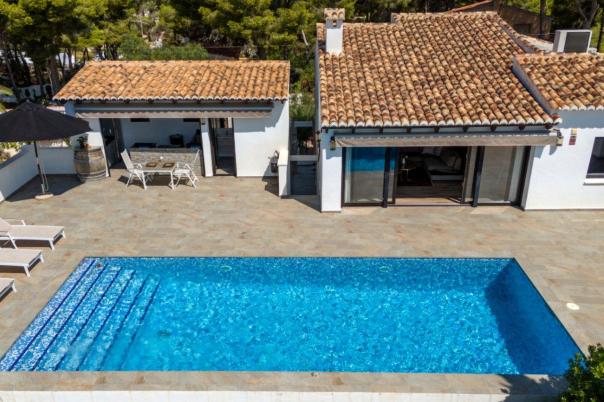 4 bed villas in Moraira
