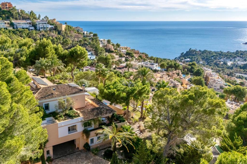 9 bed villa in Altea