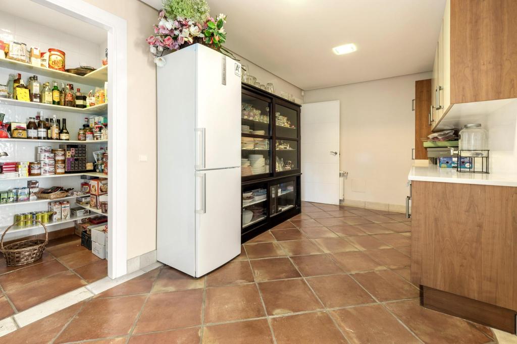 9 bed villa in Altea